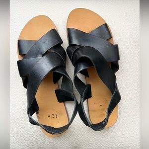 Ecote Leather Sandals